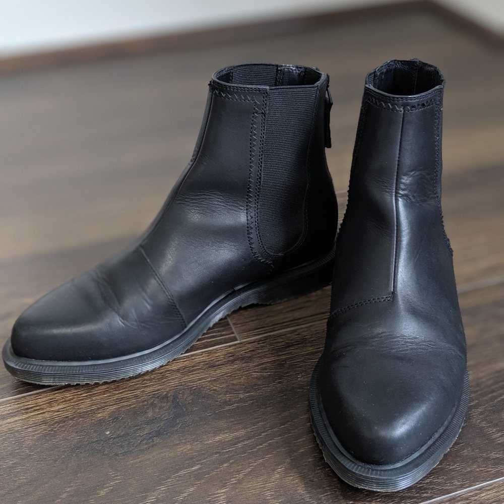Dr Martens Zillow Temperly black chelsea boots